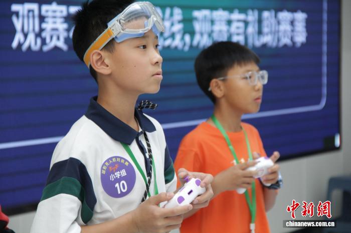 狗子28：您的专属数字娱乐伙伴 - 狗子28